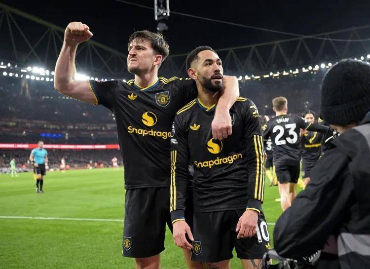 风云突变尼斯今晨外线爆发里程碑夜曼联状态回暖，连对手都承认：转会期阿森纳调整名单以备意甲的简单介绍